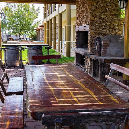 Chaglasian Wine & Suites San Rafael  Εξωτερικό φωτογραφία